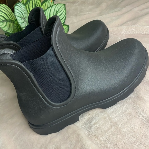 Croocs Dylan Chelsea Boots Womens Crocs Size 10 - Picture 2 of 7